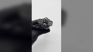 حاقن الوقود Densoo 4HK1 295050-0323 ضمان جديد لمدة 6 أشهر